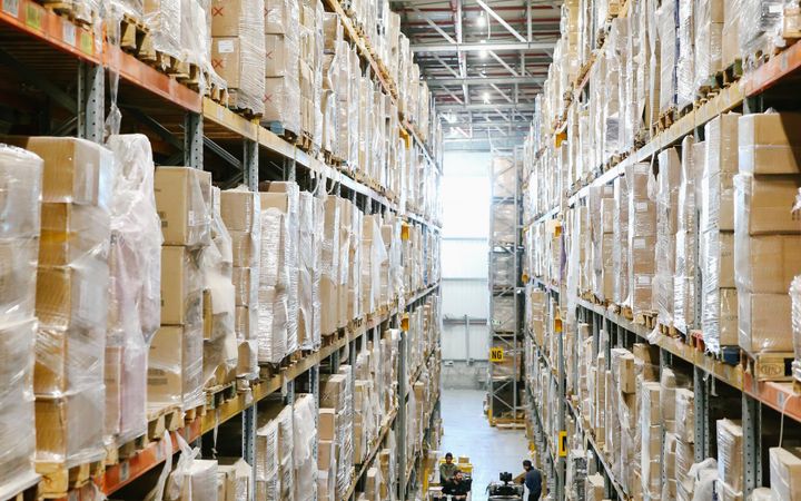 Optimiser l'agencement de votre entrepôt